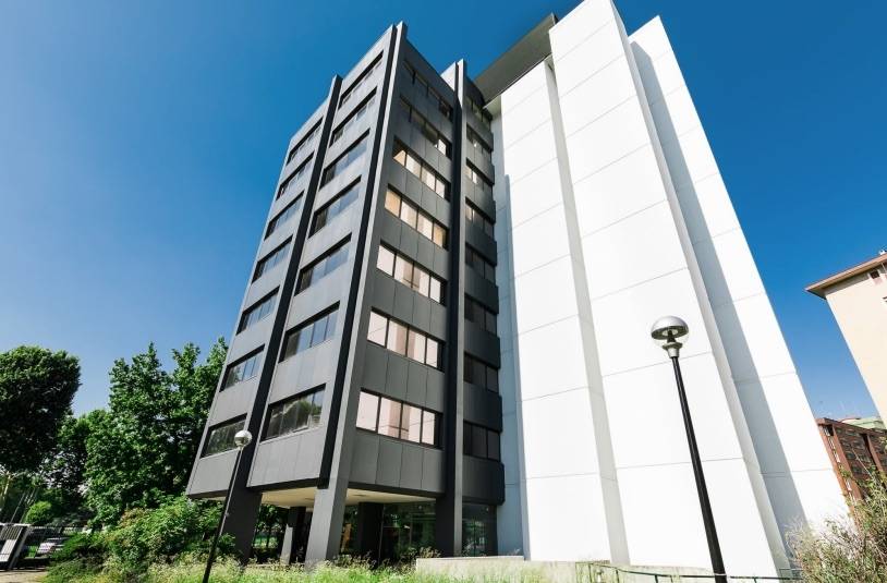 Un immeuble de bureaux à Milan détenu par la SCPI Corum Eurion DR Un immeuble de bureaux à Milan détenu par la SCPI Corum Eurion DR