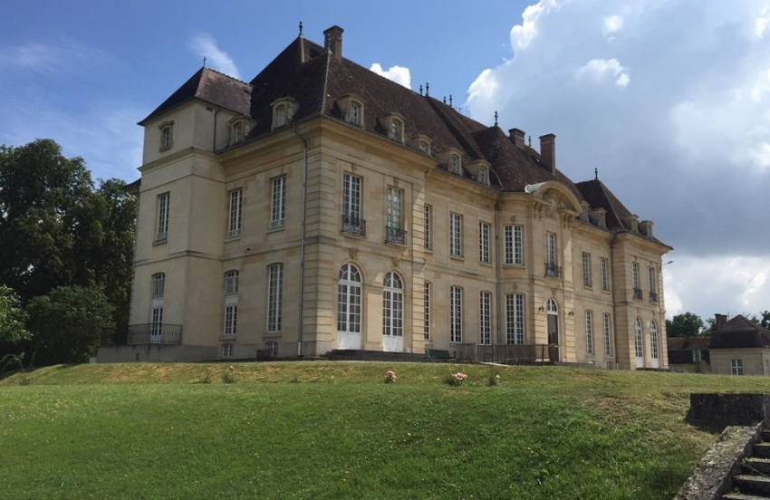 La clinique Inicea de Régennes à Appoigny, spécialisée dans la santé mentale, concernée par Korian & Partenaires Immobilier 3. 