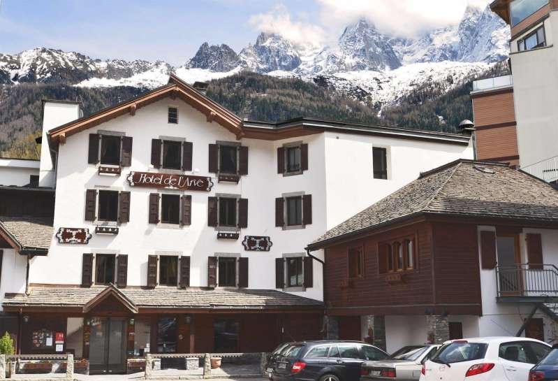 L'hôtel de l'Arve à Chamonix. 