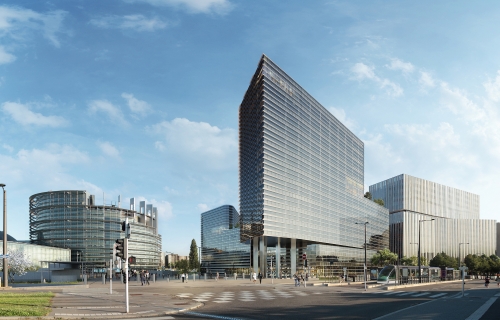 Le Parlement Européen à gauche, Osmose 1 en arrière-plan centre et Osmose 2 au premier-plan