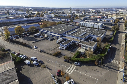 L'entrepôt de Chassieu. 