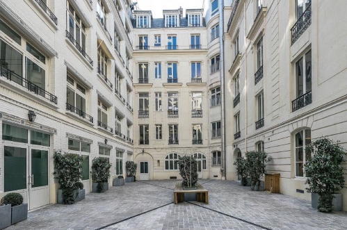 L'immeuble du 5-7 avenue du Coq à Paris