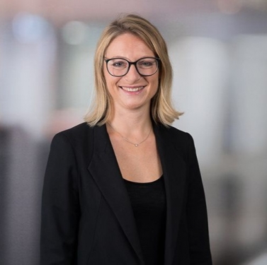 Géraldine Ménard, Savills