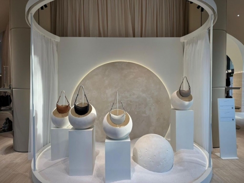 Le flagship Polène Rond-Point des Champs-Élysées. 