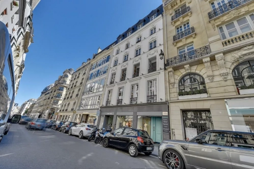 Le 277 Saint-Honoré à Paris, restructuré il y a peu.  © Spliit