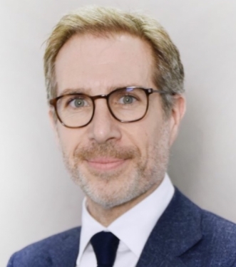 Jonathan Mansie, La Française REM