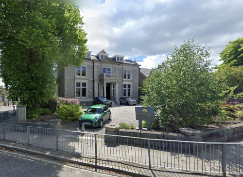 Le 3 Queen's Gate à Aberdeen. © Google Maps 