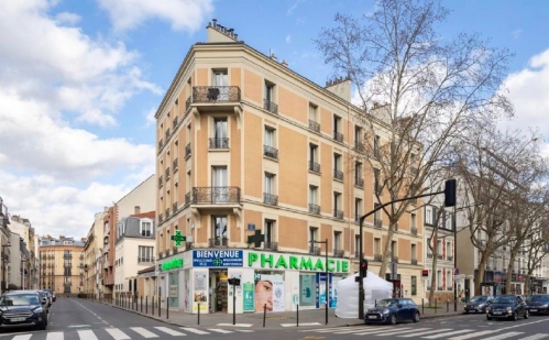 L'immeuble mixte acquis face au square Léon Blum, à Boulogne-Billancourt. 