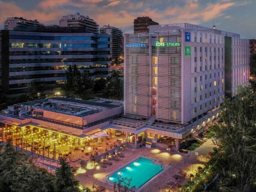 Le Novotel & Ibis Styles Madrid City Las Ventas, en Espagne. 
