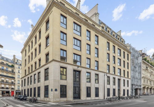 Le 48 Notre Dame des Victoires, dans le 2e arrondissement de Paris.  Le 48 Notre Dame des Victoires, dans le 2e arrondissement de Paris.