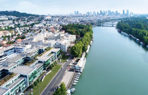À gauche, la partie de l'ensemble Le Blériot bientôt occupée par Skema. À gauche, la partie de l'ensemble Le Blériot bientôt occupée par Skema.