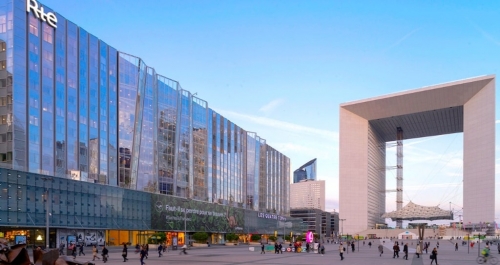 Le Window, à quelques mètres de La Grande Arche, à La Défense