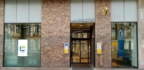 La Poste Lille Cortemontaigne. 