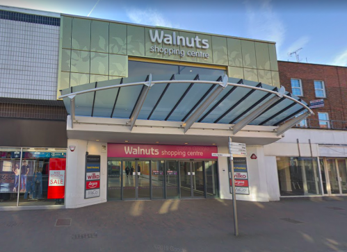 Le centre commercial Walnuts à Orpington, repris par Tikehau Capital. © Google Maps
