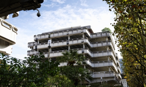 Le bâtiment des Trois Tours en cours de rénovation par Groupe Duval © Anne Lanta