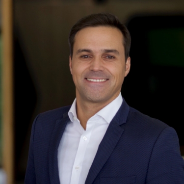 Francisco De Sousa, Aedifion