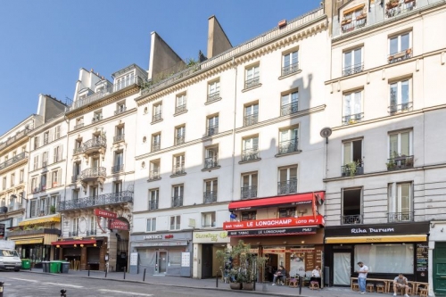 Le 9 Faubourg Montmartre, dans le 9e arrondissement de Paris. 