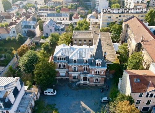 L'immeuble de bureaux à repositionner à Courbevoie. 