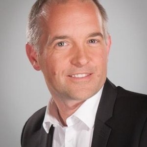 Julien Drouot-L'Hermine - Perl.  Julien Drouot-L'Hermine - Perl.