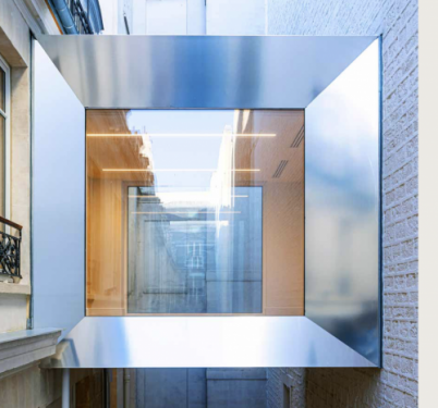 L'intérieur du 3 Scribe à Paris. 