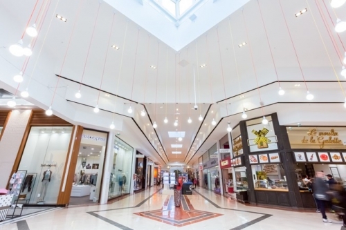 Le centre commercial La Valentine à Marseille.  Le centre commercial La Valentine à Marseille.