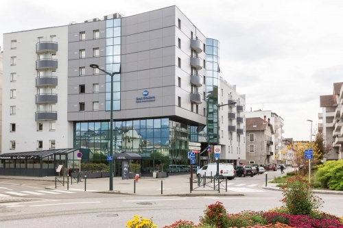 Le 3* Best Western International à Annecy.  Le 3* Best Western International à Annecy.