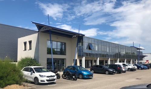 Le parc d'activités rue G. Besse à Genas.