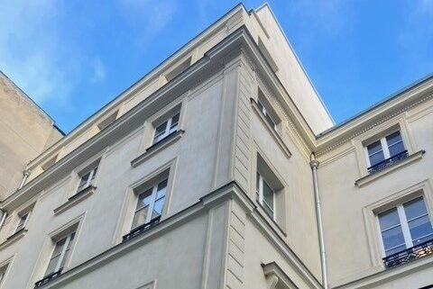 Le 37 rue Bellefond, propriété de STE dans le 9e parisien.   