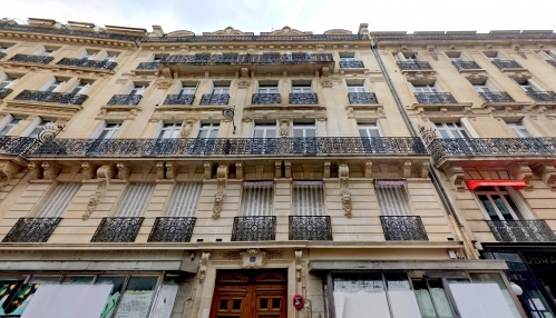 Le 35 Marbeuf, Paris 8. © Google Maps