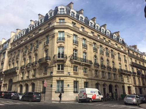 Immeuble Credit Immobilier de France rue de Madrid 600