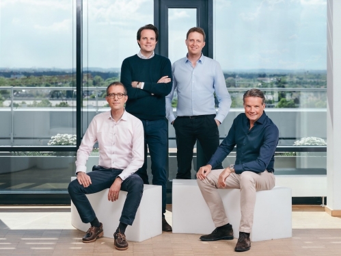 De g. à dr. : Emanuel Eibach CFO, Christian Deilmann co-fondateur & CPO, Johannes Schwarz co-fondateur et CTO, Toon Bouten CEO