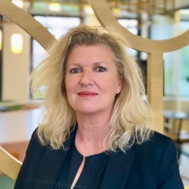 Alexandra Paulin, Cushman & Wakefield 