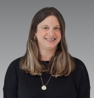 Esthel Unglik, Colliers