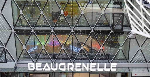Le centre commercial de Beaugrenelle à Paris