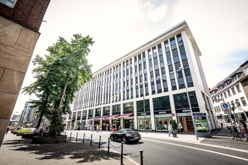Real I.S. fait l'acquisition de deux immeubles mixtes, dont un situé à Düsseldorf. © Savills