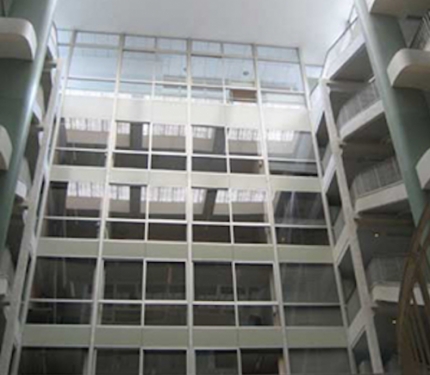 L'immeuble Urban à Montreuil