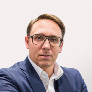 Federico Valentini, Nhood
