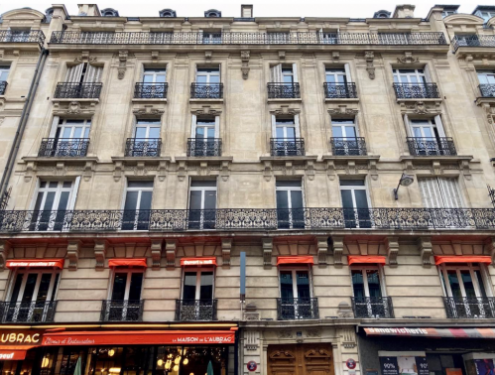 L'immeuble du 37 rue Marbeuf, dans le 8e arrondissement de Paris. 