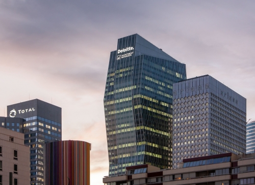 La tour Majunga, à La Défense, siège – notamment – des équipes d'Axa IM Alts