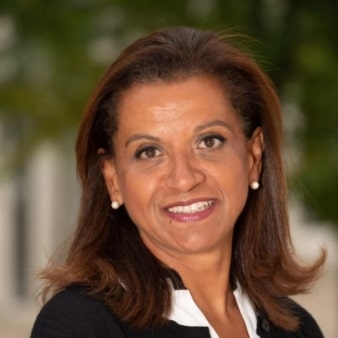 Florence Lonis, Carmila. Florence Lonis, Carmila.