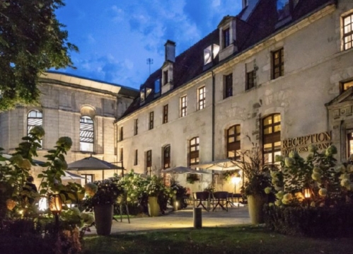 L'un des hôtels du portefeuille SHG, à Bourges. 