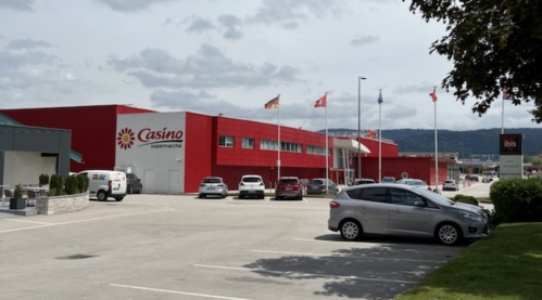 Supermarché Casino Pontarlier UNE 