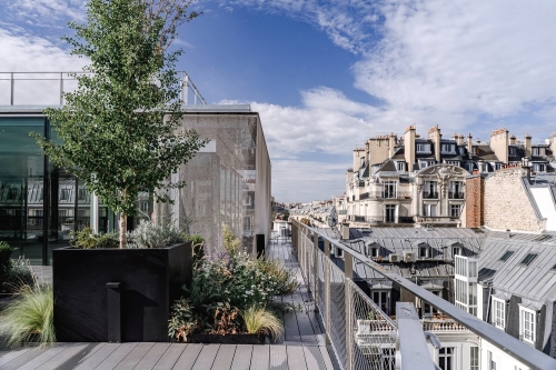 La terrasse de Renaissance, rénové par Ardian © Amaury Laparra