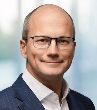 Édouard Chapellier, Ropes & Gray.  