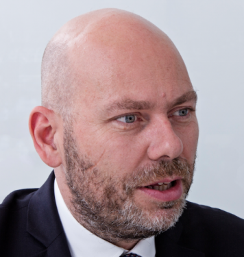 Lionel Nicolas, Patrizia