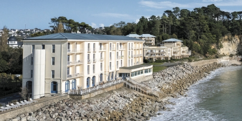 Le Grand Hôtel de la Mer à Morgat, opéré par Belambra. 