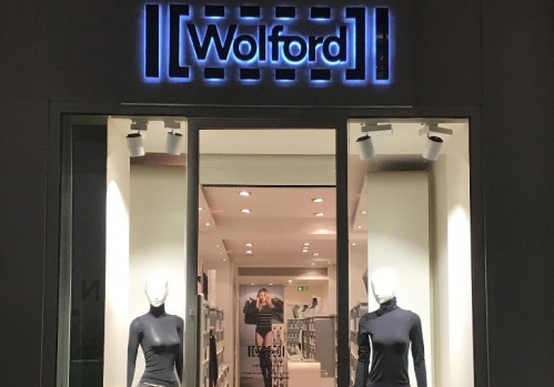 Boutique Wolford rue Saint-Honoré. © Google Maps