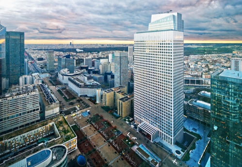 La tour Ariane à La Défense - © Takuji