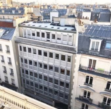Le 14 rue Salneuve, dans le 17e arrondissement de Paris.  Le 14 rue Salneuve, dans le 17e arrondissement de Paris.