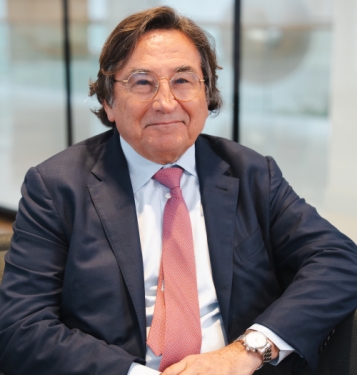 Pierre Popesco, Popesco & Partners. 